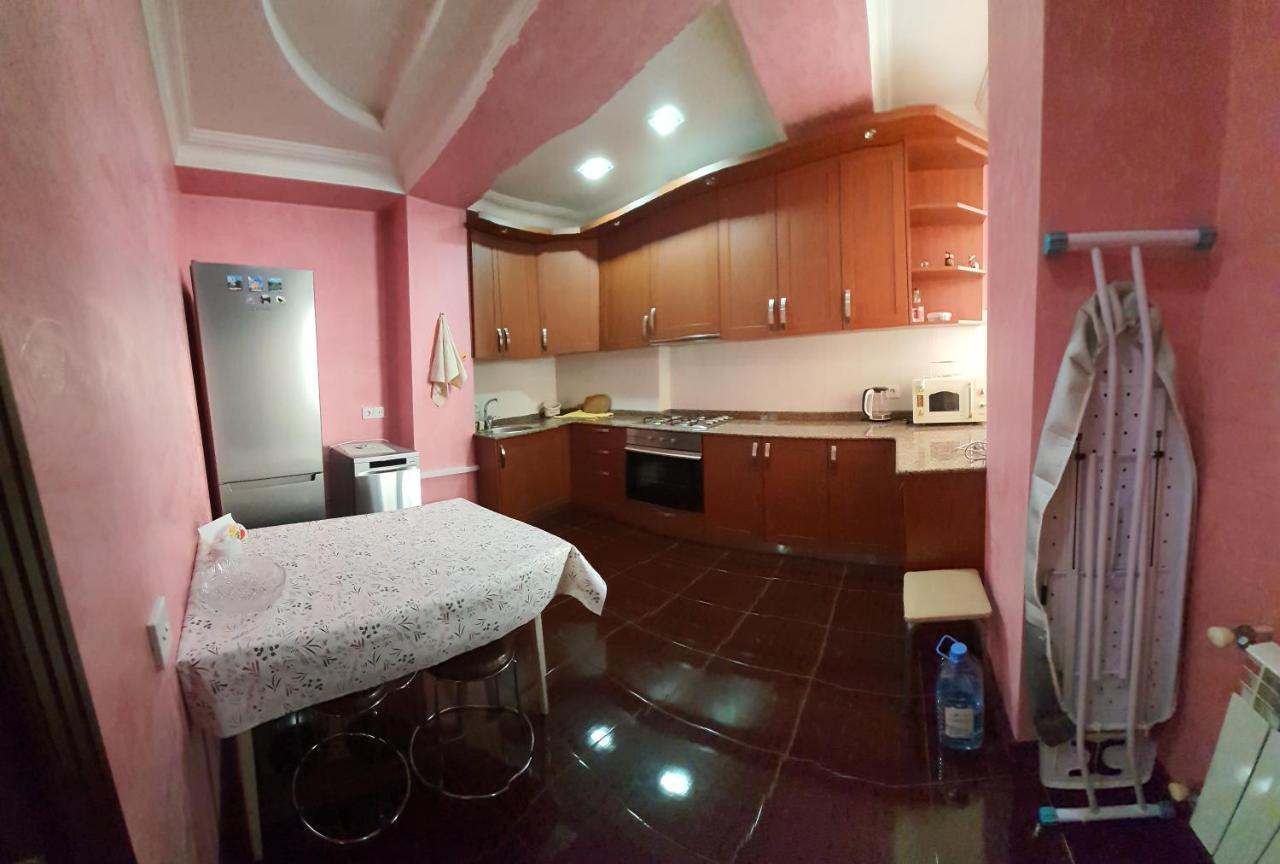 Appartments In บาทูมิ ภายนอก รูปภาพ